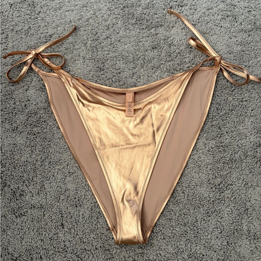 NEW SKIMS Rose Gold Signature Metallic String Bikini Bottoms Size 4X